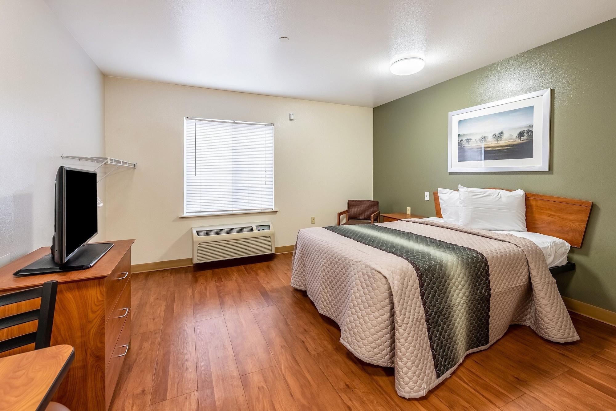 Hometowne Studios By Red Roof Columbus Bagian luar foto